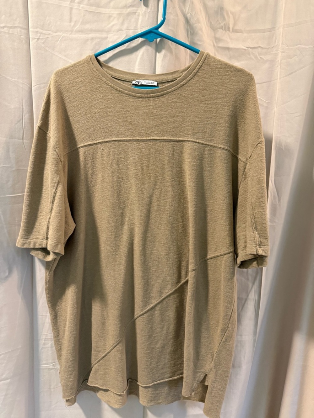 Men's Casual Crewneck Shirt in Beige - Zara